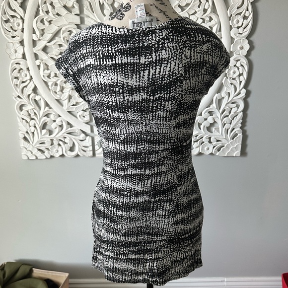 Women’s fitted blouse Size 8 - Picture 2 of 3